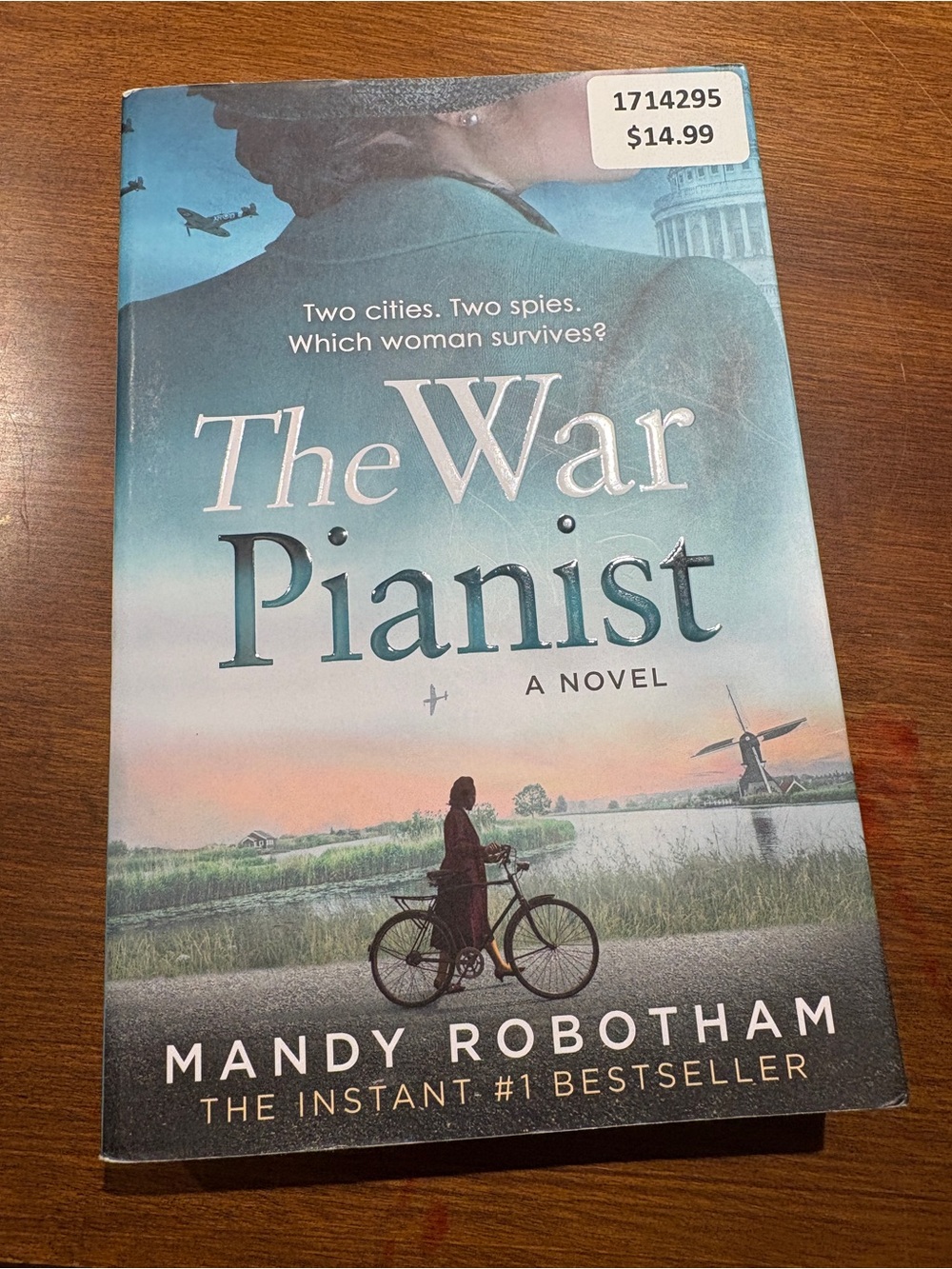 The war on pianist book by Mandy Robotham